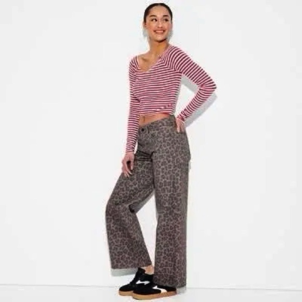 Gray Leopard Print Low-rise Baggy Pants size 8 NWT
